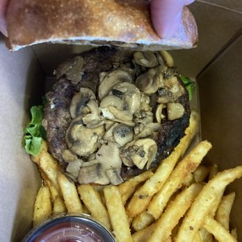 Avalon Aeropub - Mushroom burger sans cheese and aioli - Pubs Near Me - Redmond, Oregon