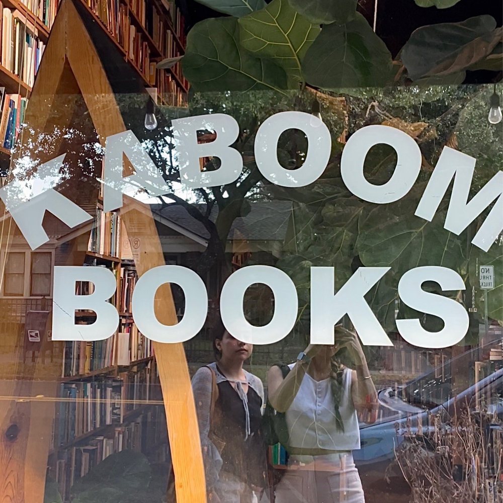 Kaboom Books - ig: @whatsviveating | outside - Used Bookstore Near Me - Houston, Texas Kaboom Books - ig: @whatsviveating | outside - Used Bookstore Near Me - Houston, Texas