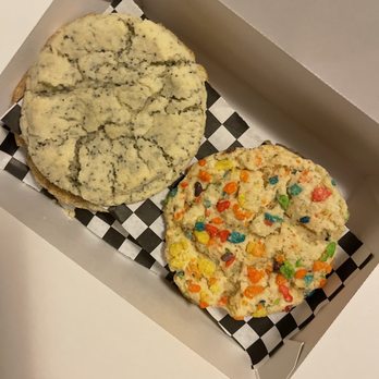 Midnight Cookie - Desserts Near Me - Seattle, Washington