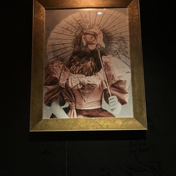 Yardbird Table & Bar - Decor - New American Near Me - Chicago, Illinois Yardbird Table & Bar - Decor - New American Near Me - Chicago, Illinois