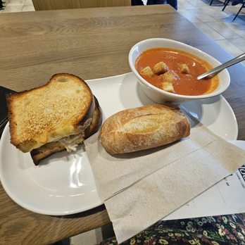 Panera Bread - Bacon Turkey Bravo Sandwich Creamy Tomato Soup French Baguette Side - Salad Near Me - Knightdale, North Carolina