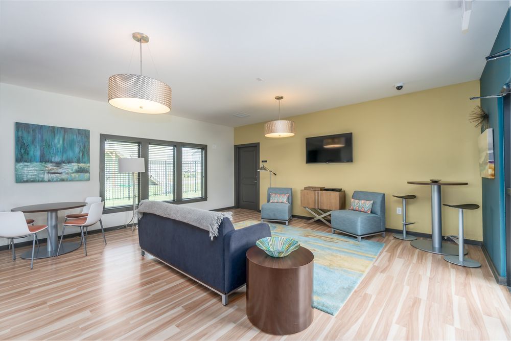 DALEVILLE TOWN CENTER Updated June 2024 46 Photos 65 Town Center