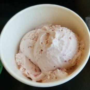 West Hill Deli - Strawberry ice cream - New American Near Me - Auburn, Washington West Hill Deli - Strawberry ice cream - New American Near Me - Auburn, Washington