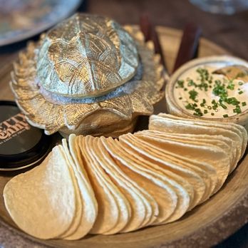 Pretty Penny - Caviar with Pringles - Cocktail Bars Near Me - Phoenix, Arizona