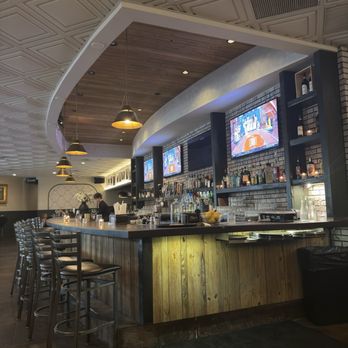 Martin's Italian - Bar - Italian Near Me - Oldsmar, Florida
