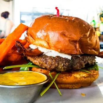 The Vig Fillmore - New American Near Me - Phoenix, Arizona