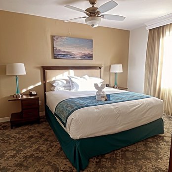Grand Pacific Palisades - Master bedroom - Resorts Near Me - Carlsbad, California Grand Pacific Palisades - Master bedroom - Resorts Near Me - Carlsbad, California