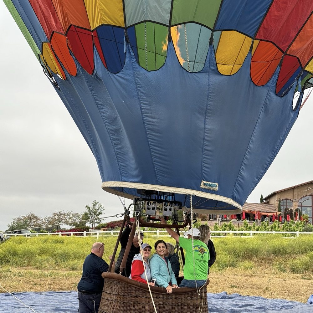 Balloon Skydive - Going up! - Hot Air Balloons Near Me Balloon Skydive - Going up! - Hot Air Balloons Near Me