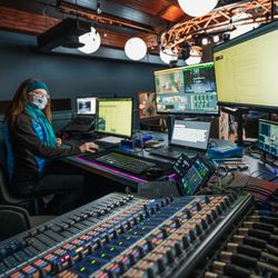 Sunset Labs - Our production studio is built to deliver top-tier virtual, hybrid & remotely produced events.