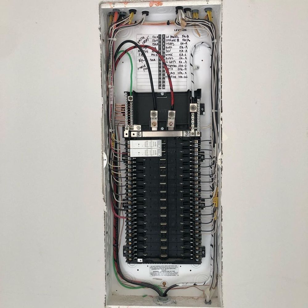 Slide of Heimat Electrician