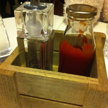 Noah & Co. - Cute table decor - Bistros Near Me - Dublin, D Noah & Co. - Cute table decor - Bistros Near Me - Dublin, D