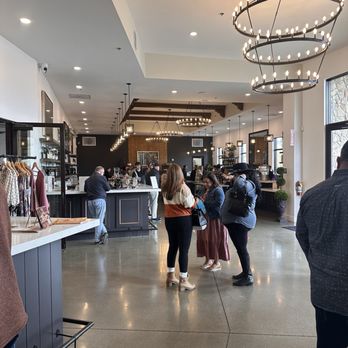 Altisima Winery - Tasting Room - Wineries Near Me - Temecula, California