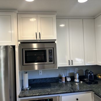 New World Cabinets Refinishing - Kitchen Cabinets - Cabinetry Near Me - San Jose, California New World Cabinets Refinishing - Kitchen Cabinets - Cabinetry Near Me - San Jose, California