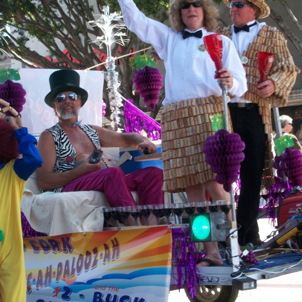 Pasadena Doo Dah Parade - Grand Marshall Corky Petersen - Festivals Near Me - Pasadena, California Pasadena Doo Dah Parade - Grand Marshall Corky Petersen - Festivals Near Me - Pasadena, California
