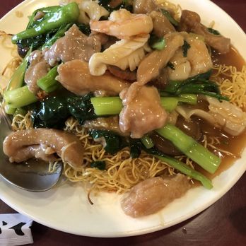 Moon Garden Restaurant - House Special Crispy Noodles - Seafood Near Me - Honolulu, Hawaii Moon Garden Restaurant - House Special Crispy Noodles - Seafood Near Me - Honolulu, Hawaii