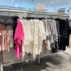 H&M