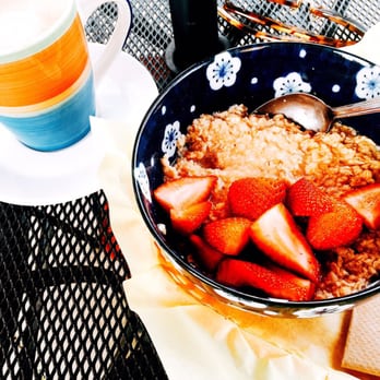 Rail Side Cafe - Oatmeal with fresh strawberries and a latte with almond milk - Coffee & Tea Near Me - San Dimas, California Rail Side Cafe - Oatmeal with fresh strawberries and a latte with almond milk - Coffee & Tea Near Me - San Dimas, California