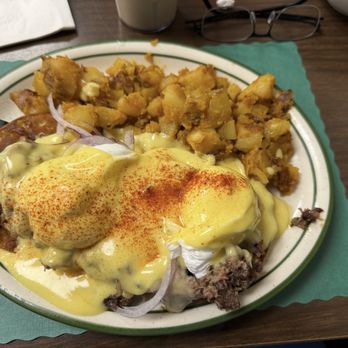 Mae's Place - Breakfast & Brunch Near Me - North Kingstown, Rhode Island Mae's Place - Breakfast & Brunch Near Me - North Kingstown, Rhode Island