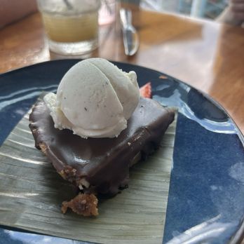 Papa Joe’s Waterfront - Chocolate covered key lime pie - Seafood Near Me - Islamorada, Florida Papa Joe’s Waterfront - Chocolate covered key lime pie - Seafood Near Me - Islamorada, Florida