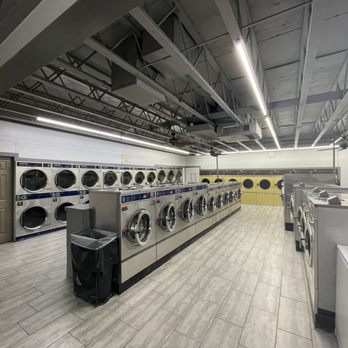 Timber Oaks Wash & Dry - Laundromat Near Me - Spring, Texas Timber Oaks Wash & Dry - Laundromat Near Me - Spring, Texas