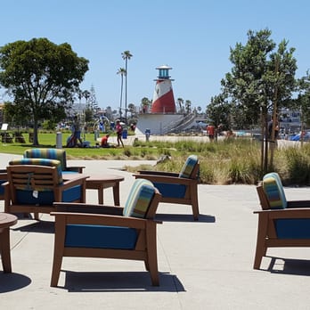 Lighthouse - Mini lighthouse at the Bayside park area - Breakfast & Brunch Near Me - Newport Beach, California Lighthouse - Mini lighthouse at the Bayside park area - Breakfast & Brunch Near Me - Newport Beach, California