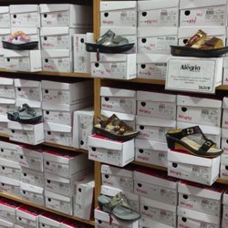 Shoe Station