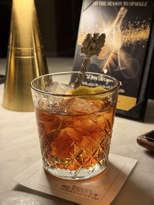 The Carousel Bar & Lounge by null