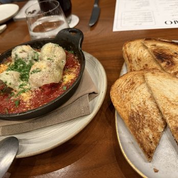 orafo - Meatballs with toasted bread on the side - Italian Near Me - San Francisco, California orafo - Meatballs with toasted bread on the side - Italian Near Me - San Francisco, California