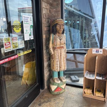 Cherokee Travel Mart - She's looking for her purse - Convenience Stores Near Me - Calumet, Oklahoma