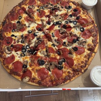 Eclipse Pizza Co. - Large Eclipse Combination Pizza - Pizza Near Me - Reno, Nevada