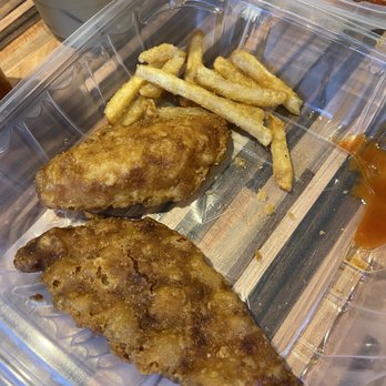 Hungry Bear Cafe - Fish n chip - Cafes Near Me - Groveland, California