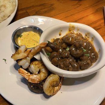 Outback Steakhouse - Sauteed Mushrooms - Steakhouses Near Me - Bellevue, Washington Outback Steakhouse - Sauteed Mushrooms - Steakhouses Near Me - Bellevue, Washington