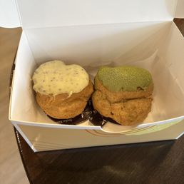 Matcha Cream Puff
