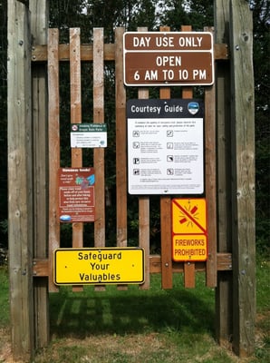 Portland Women's Forum State Scenic Viewpoint by null