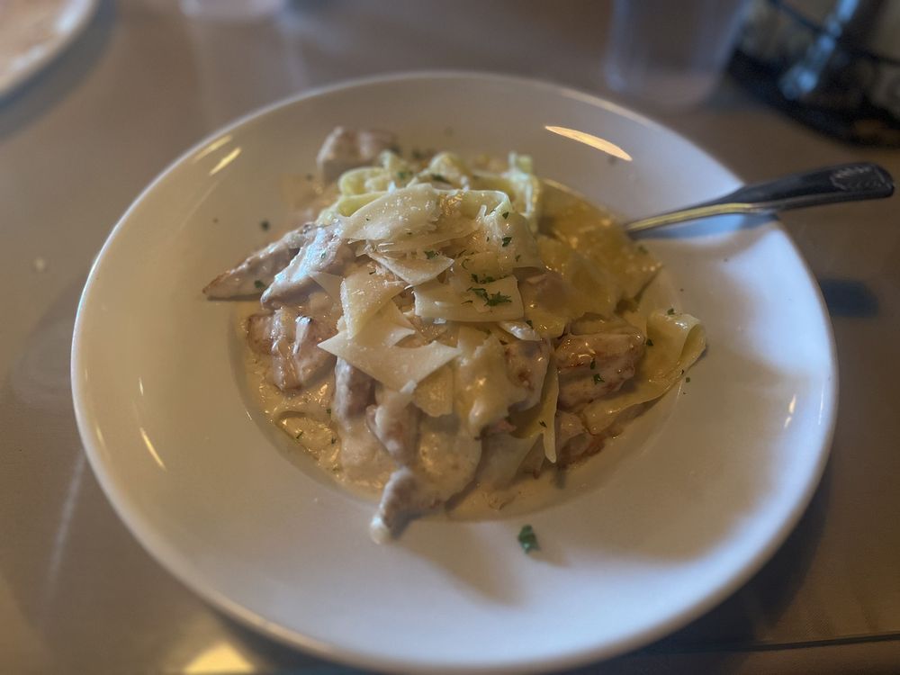 Spazzio's Italian Cantina