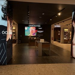 LensCrafters - Inside entrance