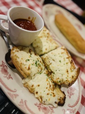 Kenny's Italian Kitchen by null