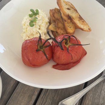 Galley Beach - Cheese and tomato salad - Seafood Near Me - Nantucket, Massachusetts
