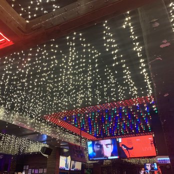 Happy Camper - Inside - Bars Near Me - Chicago, Illinois