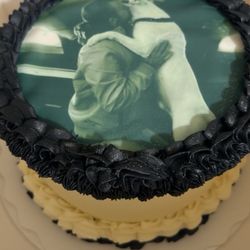Cakes That Connect