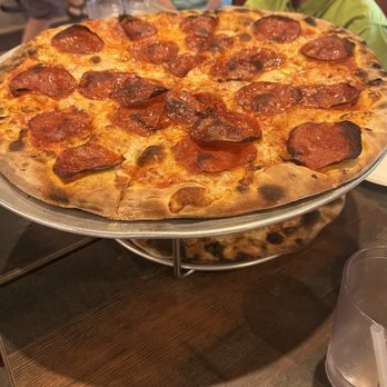 June Pie Pizza - Crispy pepperoni pizza - Pizza Near Me - June Lake, California June Pie Pizza - Crispy pepperoni pizza - Pizza Near Me - June Lake, California