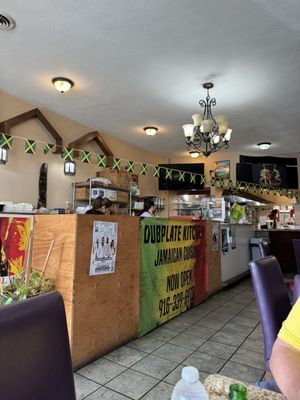 Dubplate Kitchen & Jamaican Cuisine by null