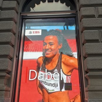 UBS - Banks & Credit Unions Near Me - Zürich, ZH