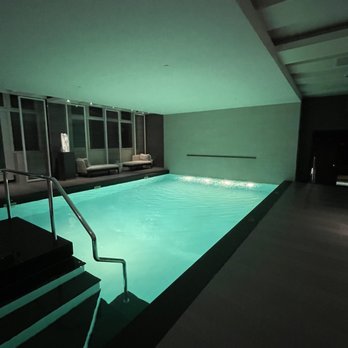 Waldorf Astoria Amsterdam - Hotels Near Me - Amsterdam, New Hampshire Waldorf Astoria Amsterdam - Hotels Near Me - Amsterdam, New Hampshire
