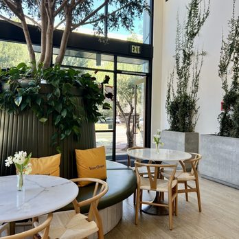 Luxe Flower Bar - The inside seating area - Coffee & Tea Near Me - Morgan Hill, California Luxe Flower Bar - The inside seating area - Coffee & Tea Near Me - Morgan Hill, California