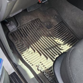 Absolute Auto Body - Vacuumed driverside - Body Shops Near Me - Lynnwood, Washington Absolute Auto Body - Vacuumed driverside - Body Shops Near Me - Lynnwood, Washington