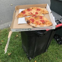 OTTO pizza as seen on the curb in Andover last October (not the only time I've seen this scenarimultiple times when out for my morning walk)