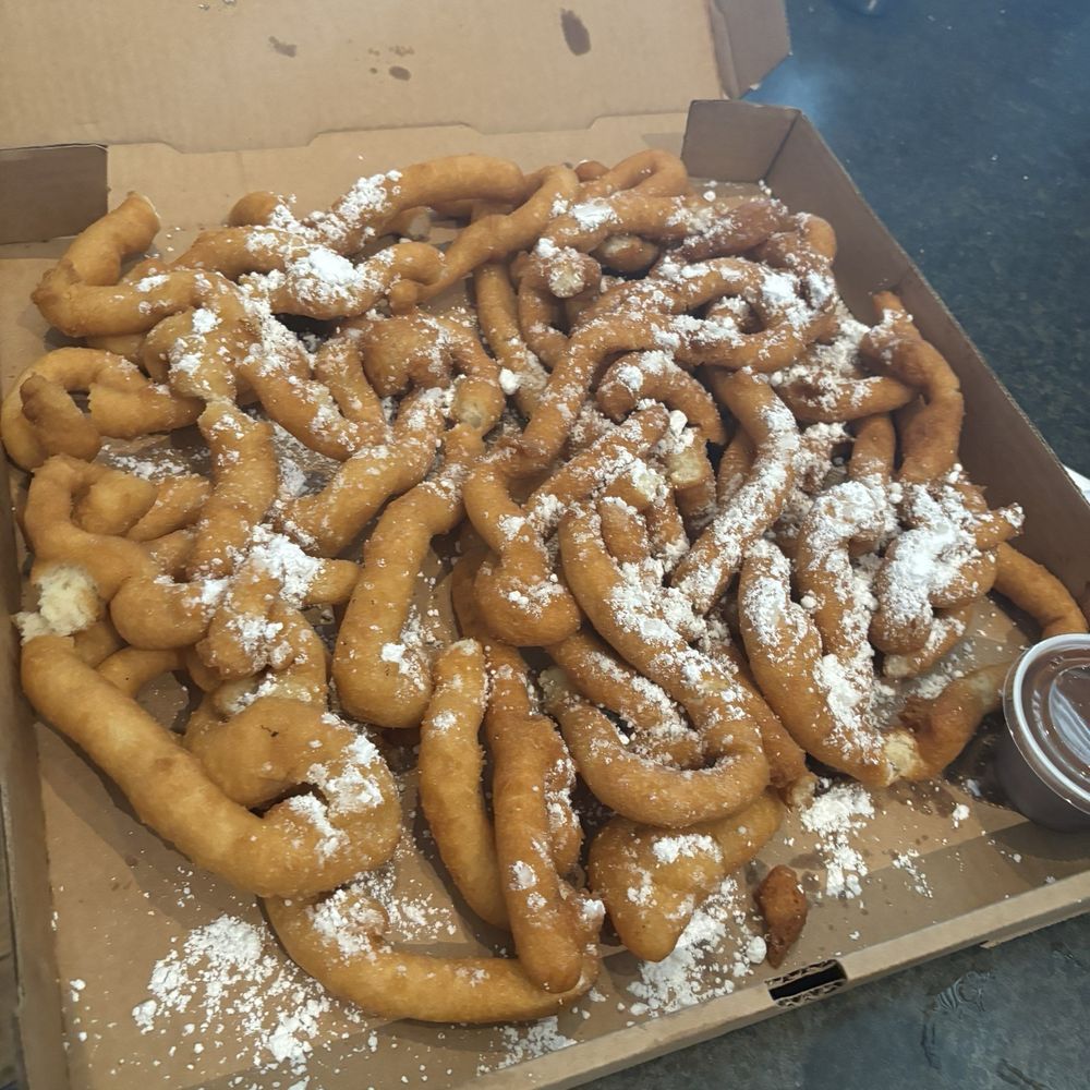 State Fare Kitchen & Bar - Funnel Tunnel aka Funnel Cake - New American Near Me - Houston, Texas State Fare Kitchen & Bar - Funnel Tunnel aka Funnel Cake - New American Near Me - Houston, Texas