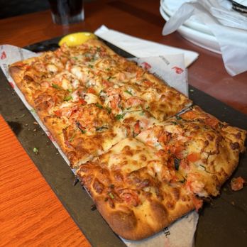 Red Lobster - Lobster Flatbread - Seafood Near Me - Iselin, New Jersey Red Lobster - Lobster Flatbread - Seafood Near Me - Iselin, New Jersey