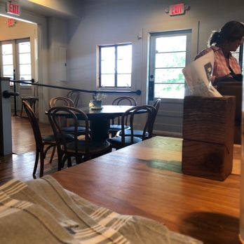 7 Acre BarnGrill - Dining room. - New American Near Me - Alpharetta, Georgia 7 Acre BarnGrill - Dining room. - New American Near Me - Alpharetta, Georgia